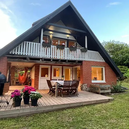 Family Summerhouse *