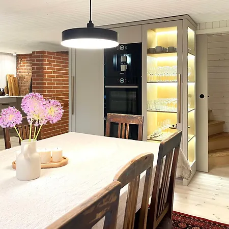 Family Summerhouse